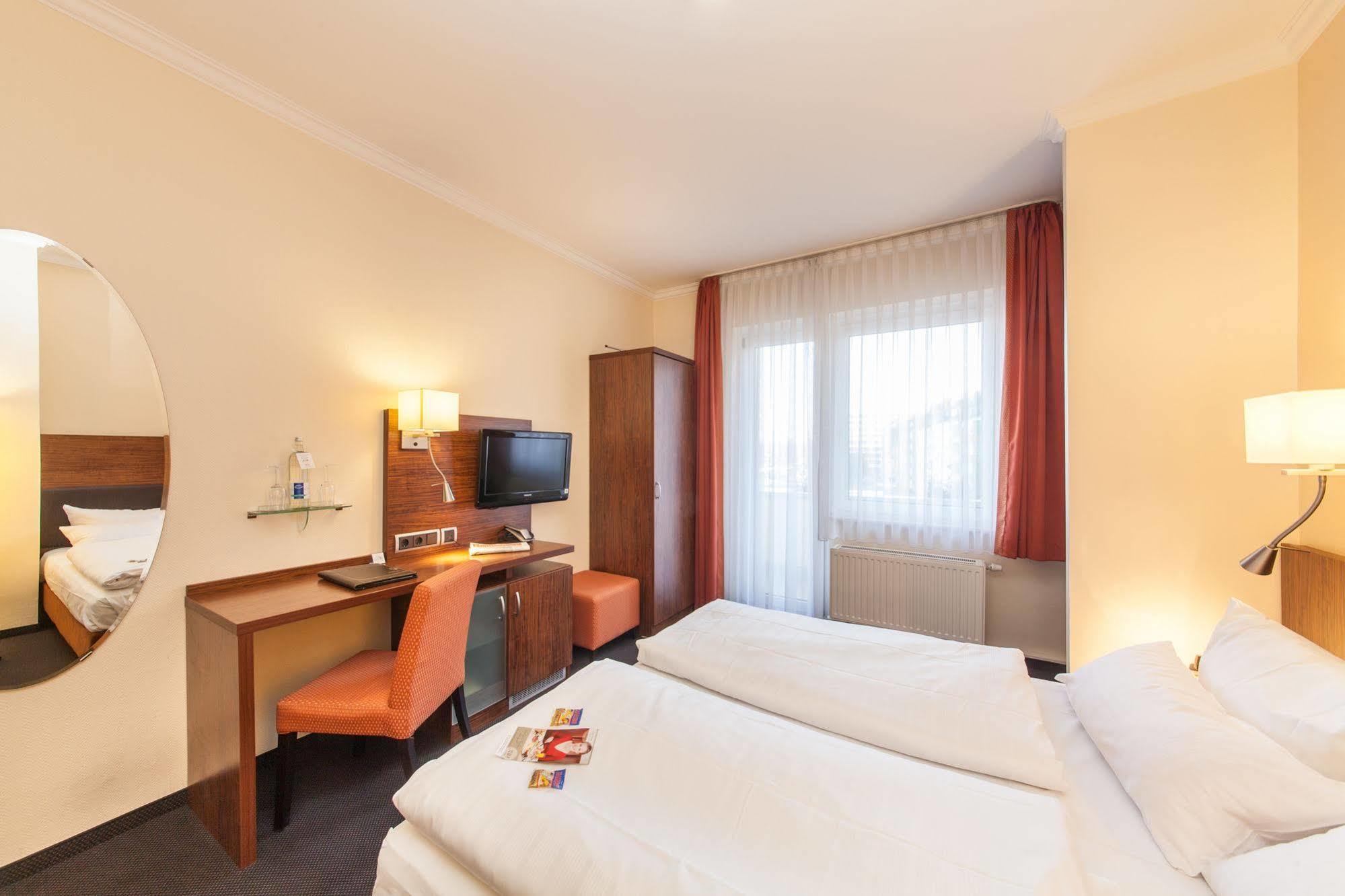 Hotel Flora Duesseldorf מראה חיצוני תמונה