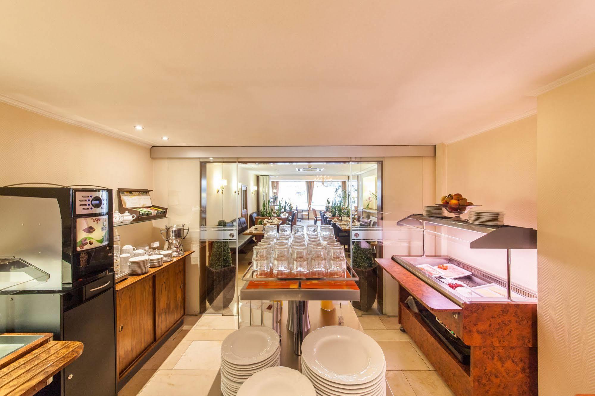Hotel Flora Duesseldorf מראה חיצוני תמונה